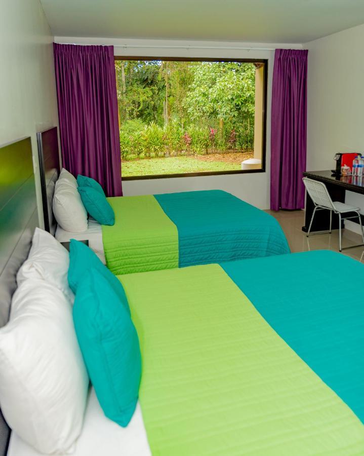 Hotel Los Rios Guácimo Buitenkant foto