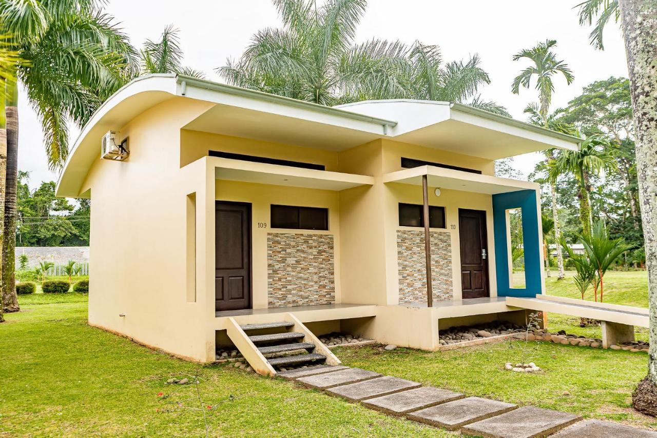 Hotel Los Rios Guácimo Buitenkant foto