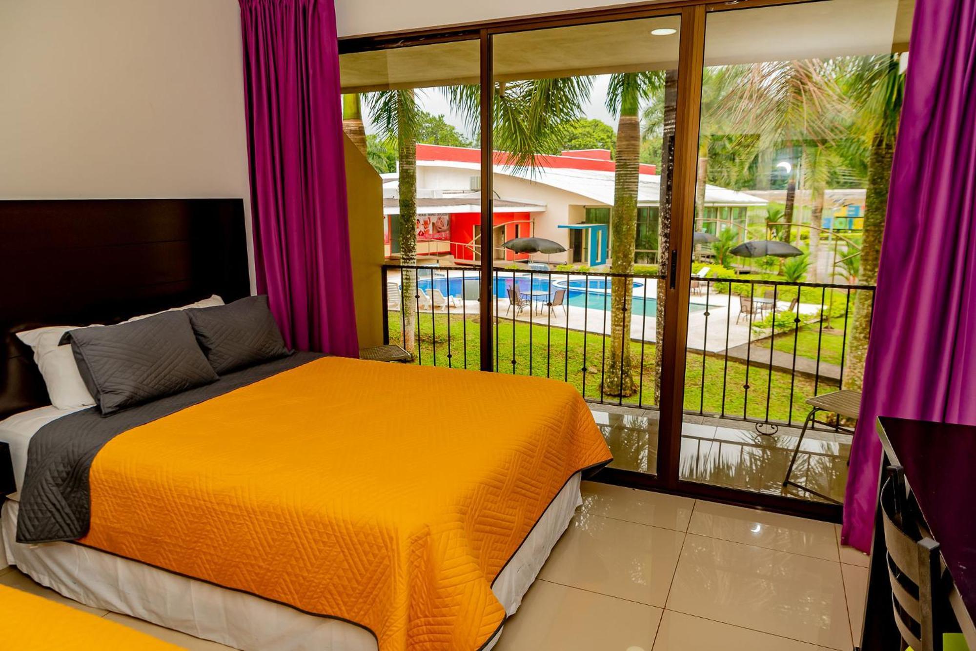 Hotel Los Rios Guácimo Buitenkant foto