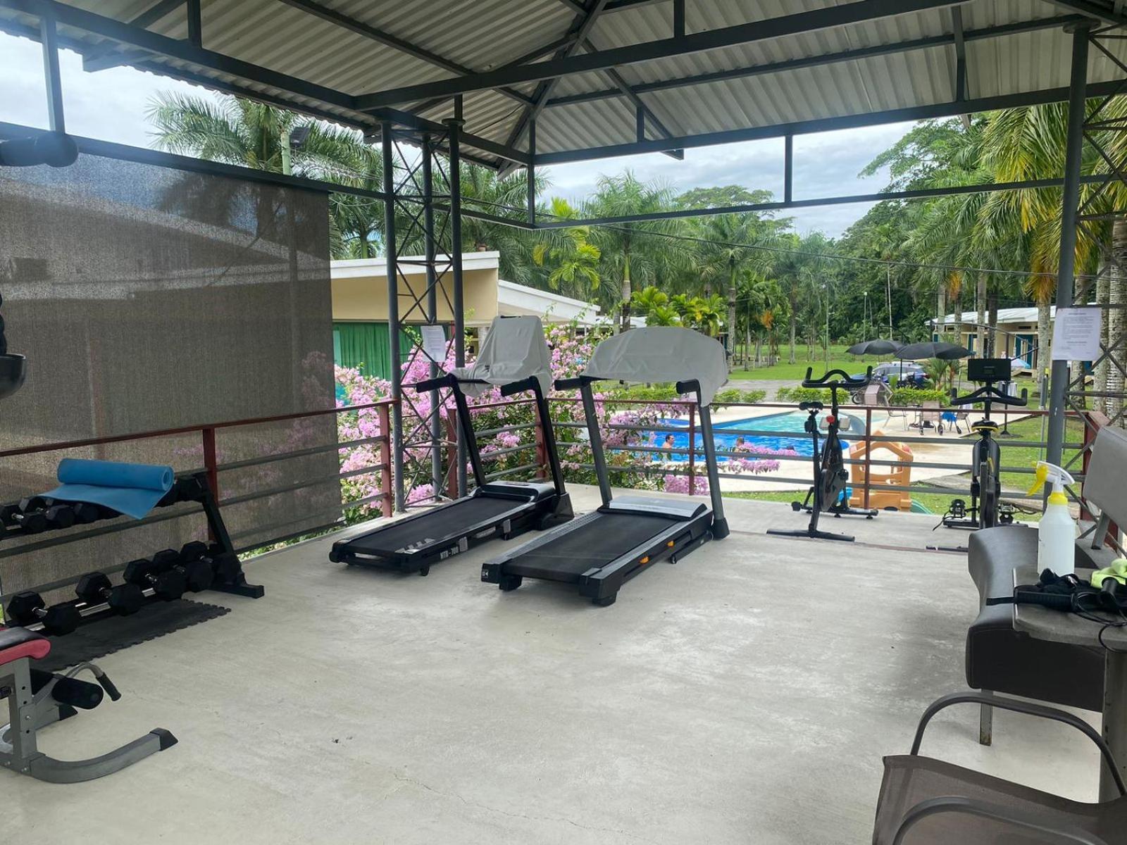 Hotel Los Rios Guácimo Buitenkant foto
