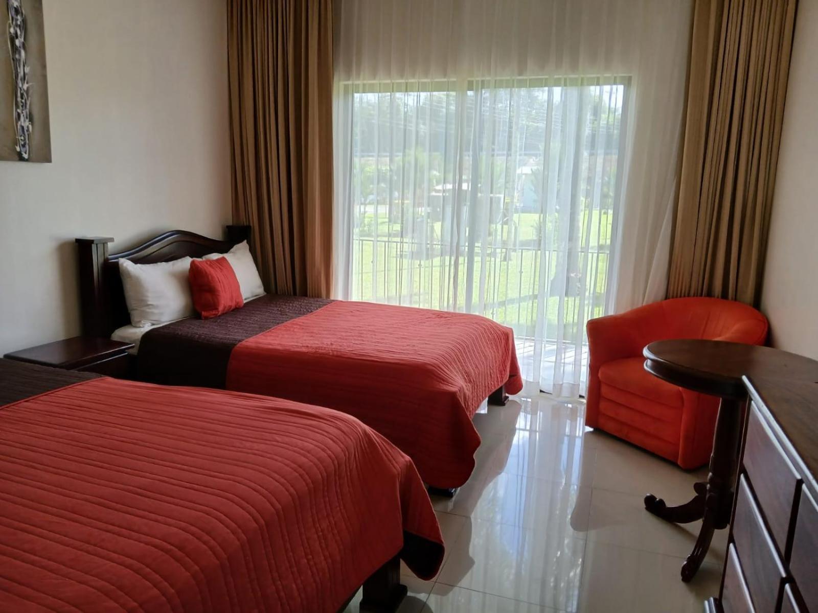 Hotel Los Rios Guácimo Buitenkant foto