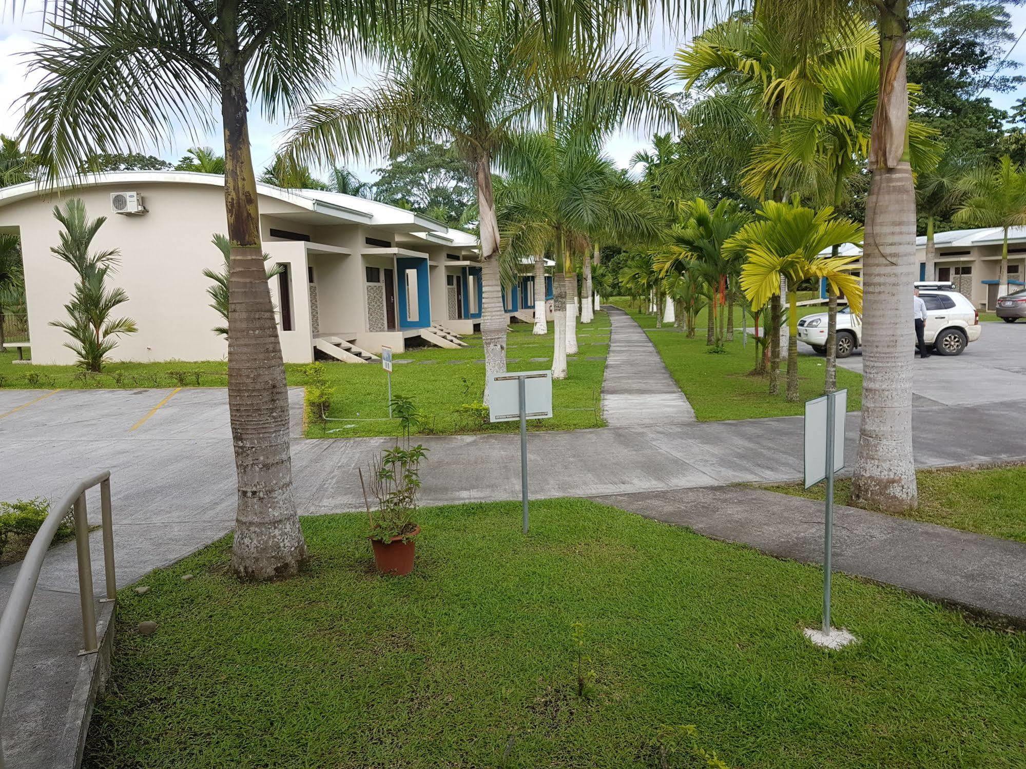 Hotel Los Rios Guácimo Buitenkant foto